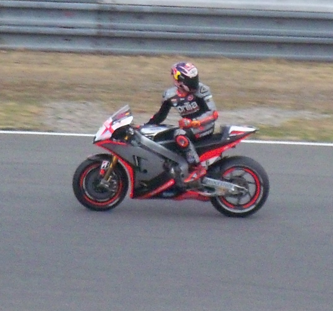 aprillia215.JPG